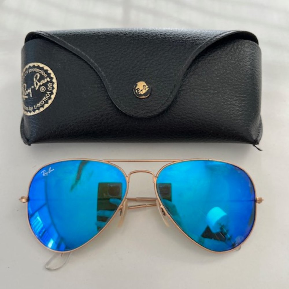 RAY-BAN BLUE AVIATOR FLASH LENSES